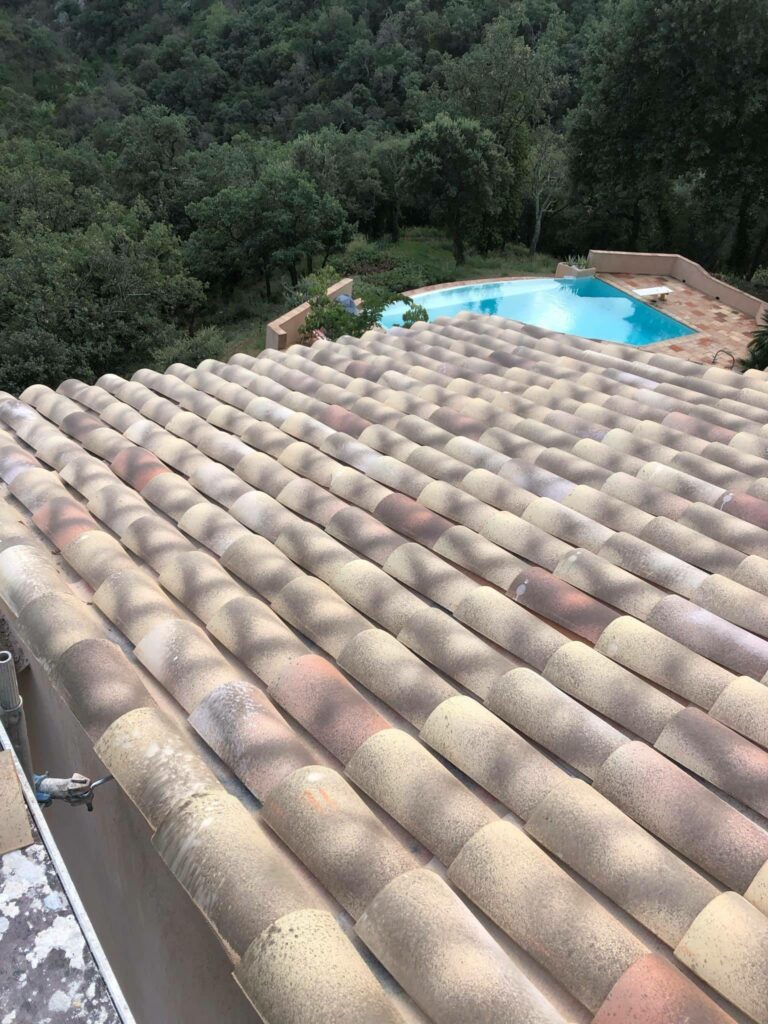 entreprise couverture traitement charpente frejus var