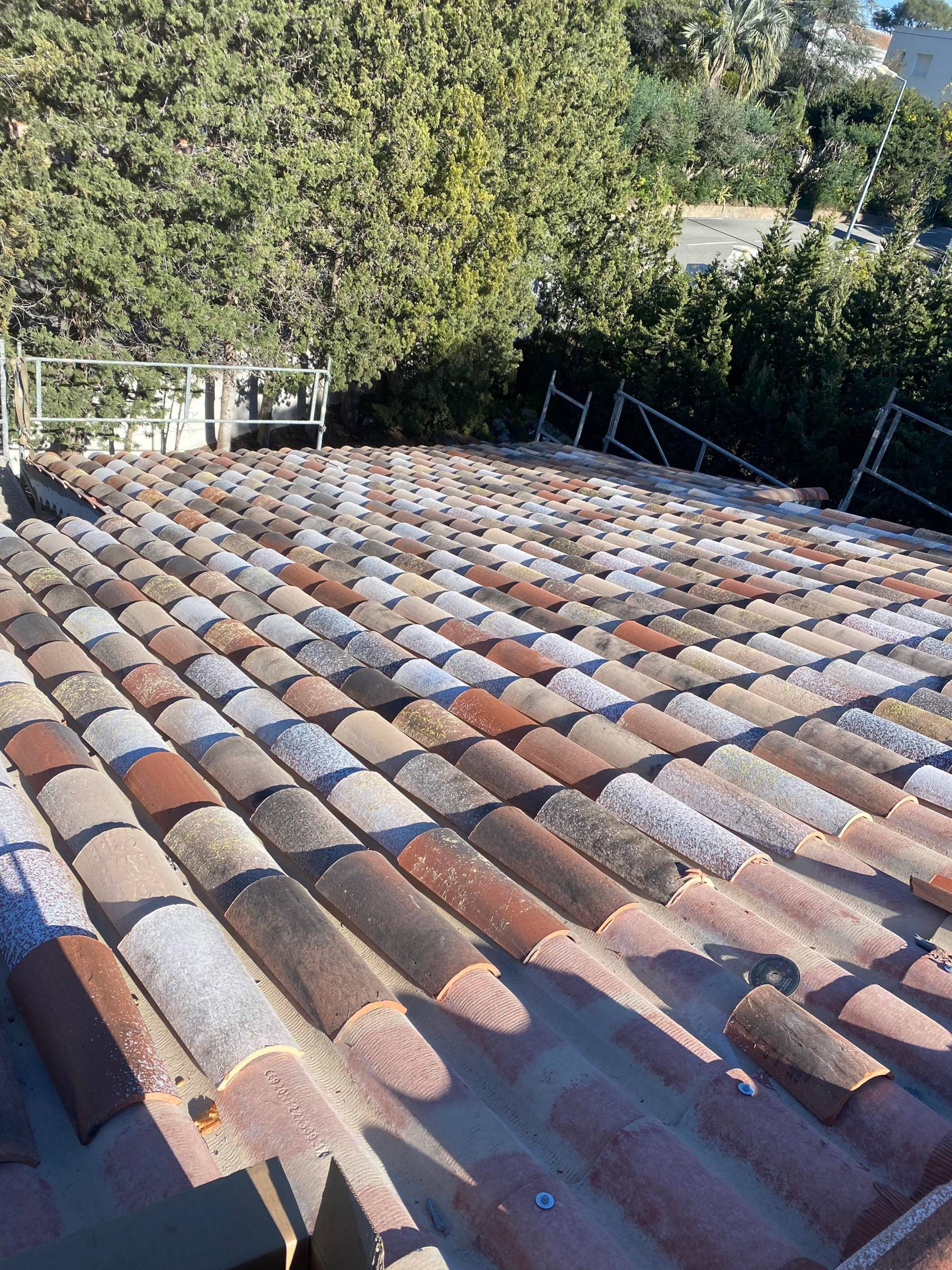 specialiste renovation toiture antibes 06600