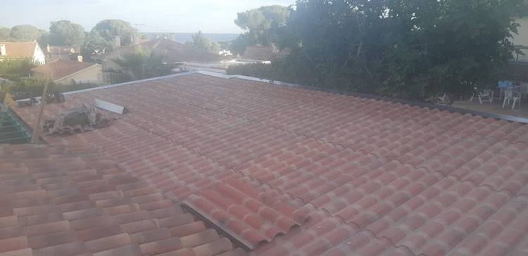 Réparation de toiture d’une maison sur le Golfe de Saint-Tropez sur le Côte d'Azur